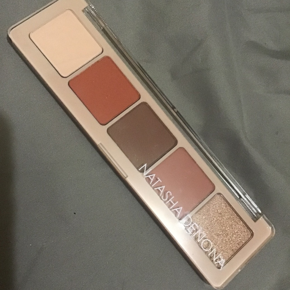 Natasha Denona peak pallet bnib